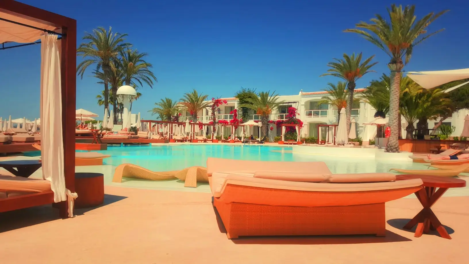 Online Booking Fraud 2026: How to Spot Fake Travel Sites, Avoid Scams ...